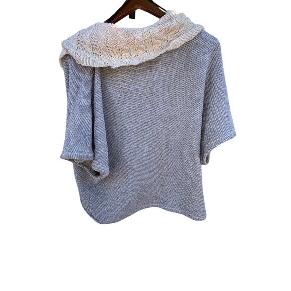 Women's Bebe Shawl Sweater M/L Gray Off-white Y2K - Picture 2 of 8